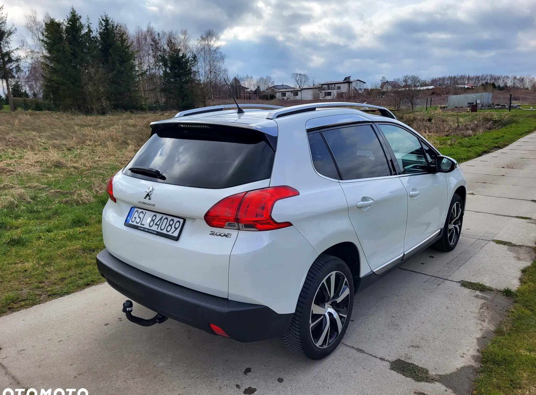 Peugeot 2008 cena 42700 przebieg: 113530, rok produkcji 2014 z Słupsk małe 172